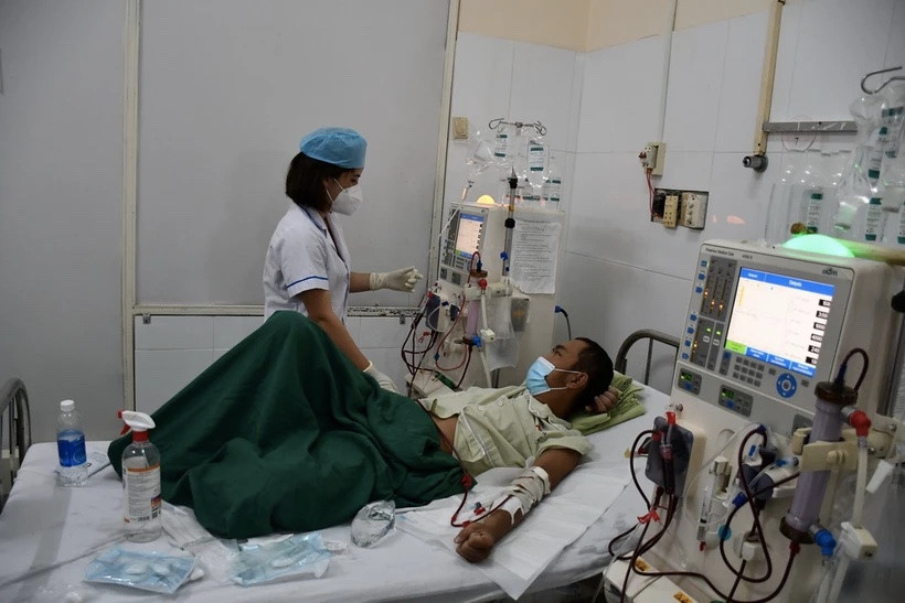 Trung tâm Y tế huyện Xuyên Mộc thường xuyên trong tình trạng quá tải nhưng lại đang thiếu rất nhiều bác sỹ. (Ảnh: Hoàng Nhị/TTXVN) Trung tâm Y tế huyện Xuyên Mộc thường xuyên trong tình trạng quá tải nhưng lại đang thiếu rất nhiều bác sỹ. (Ảnh: Hoàng Nhị/TTXVN)