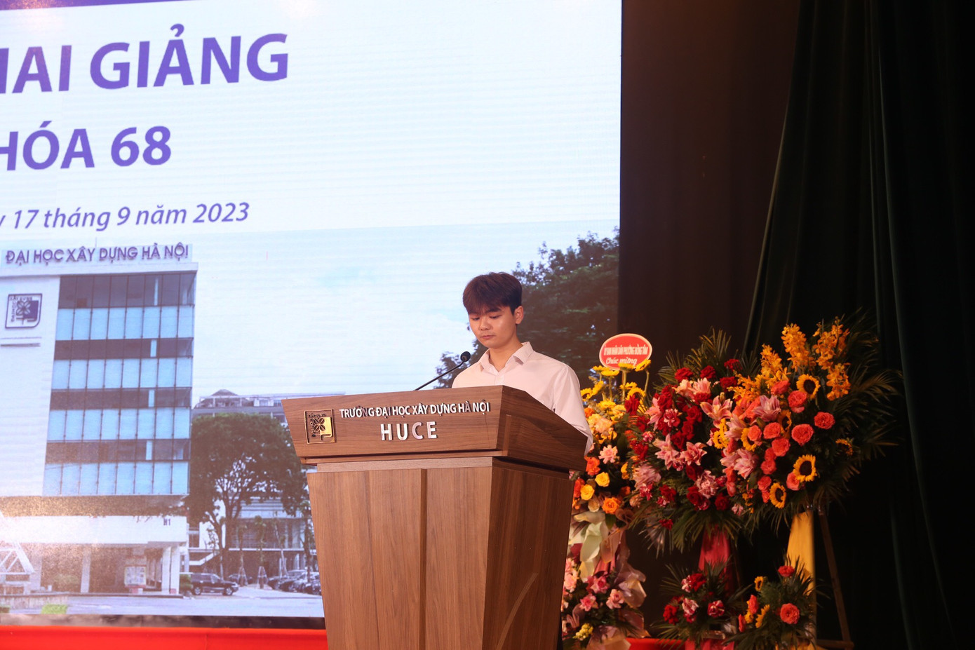 Tại buổi lễ khai giảng năm học 2023 - 2024, Thái Hòa là Tân thủ khoa đầu vào khóa 68 đại diện cho khoảng 3650 tân sinh viên của trường phát biểu cảm xúc. Tại buổi lễ khai giảng năm học 2023 - 2024, Thái Hòa là Tân thủ khoa đầu vào khóa 68 đại diện cho khoảng 3650 tân sinh viên của trường phát biểu cảm xúc.