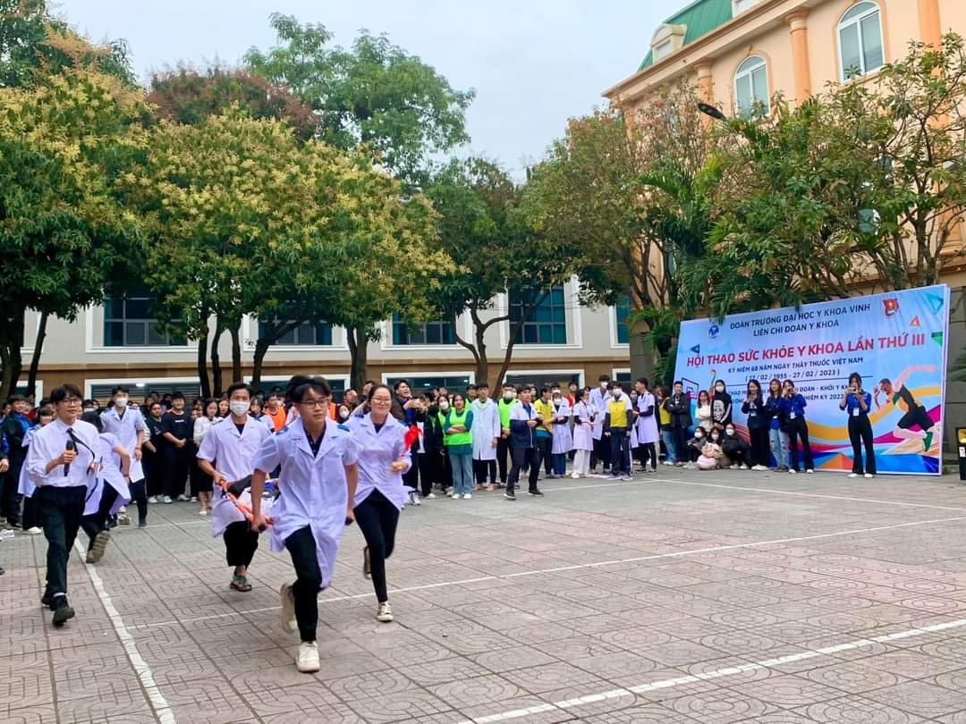 Hội thao “Sức khỏe y khoa” của trường Đại học Y khoa Vinh.