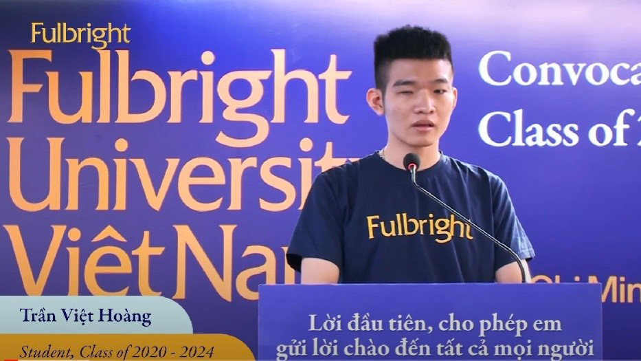 Trần Việt Hoàng (sinh năm 2000) là tân cử nhân ngành Khoa học máy tính, Đại học Fulbright Việt Nam.