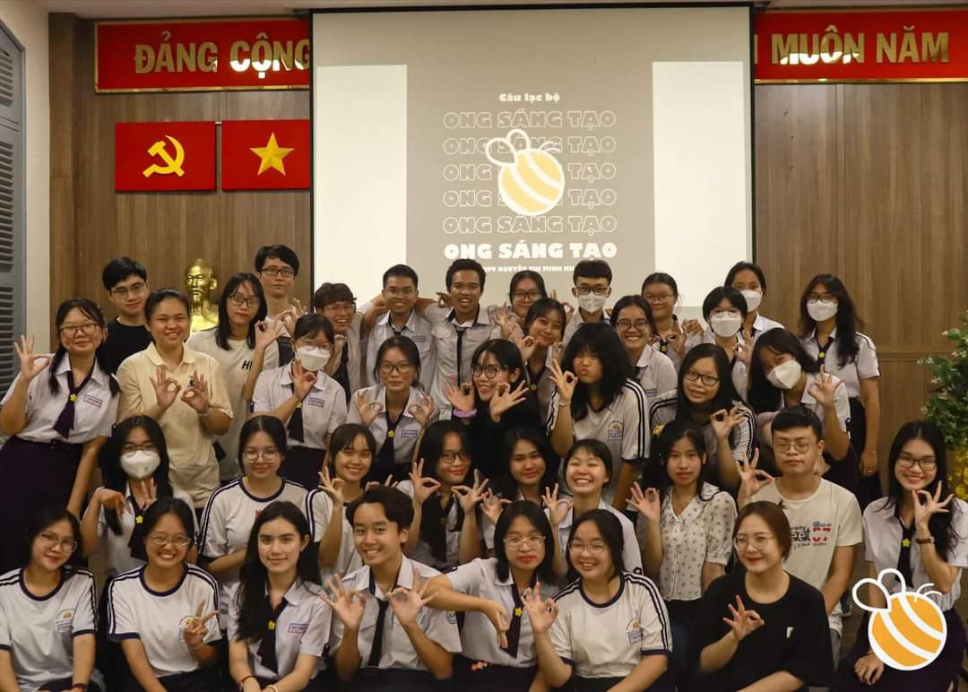 Hải Anh luôn tích cực tham gia các hoạt động Đoàn - Đội từ khi còn là học sinh. Hải Anh luôn tích cực tham gia các hoạt động Đoàn - Đội từ khi còn là học sinh.