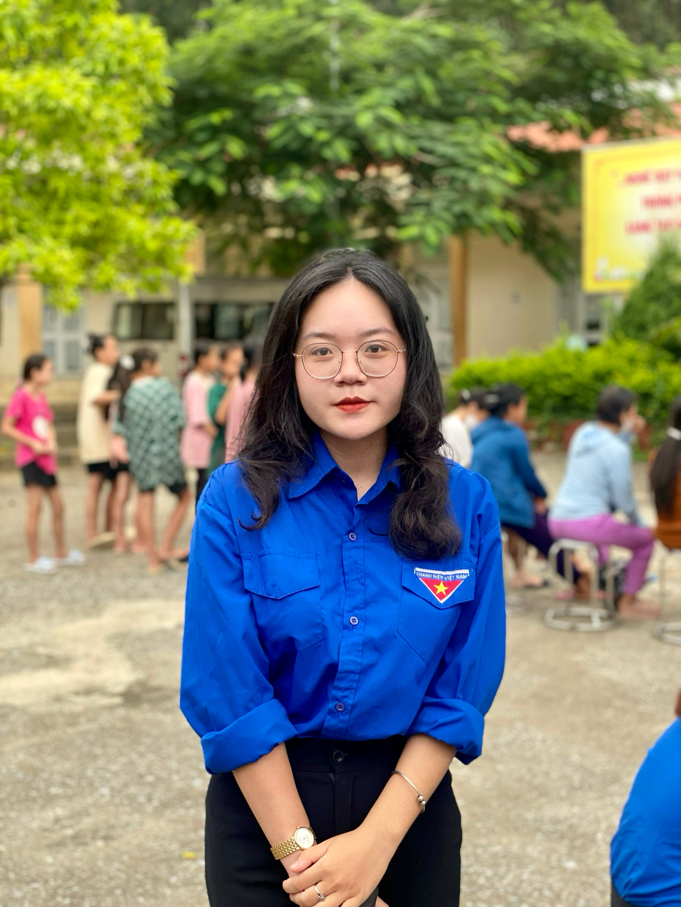 Lê Nguyễn Cam Ly - sinh viên năm thứ ba trường Đại học Khoa học Xã hội và Nhân văn, ĐHQG Hà Nội. Lê Nguyễn Cam Ly - sinh viên năm thứ ba trường Đại học Khoa học Xã hội và Nhân văn, ĐHQG Hà Nội.