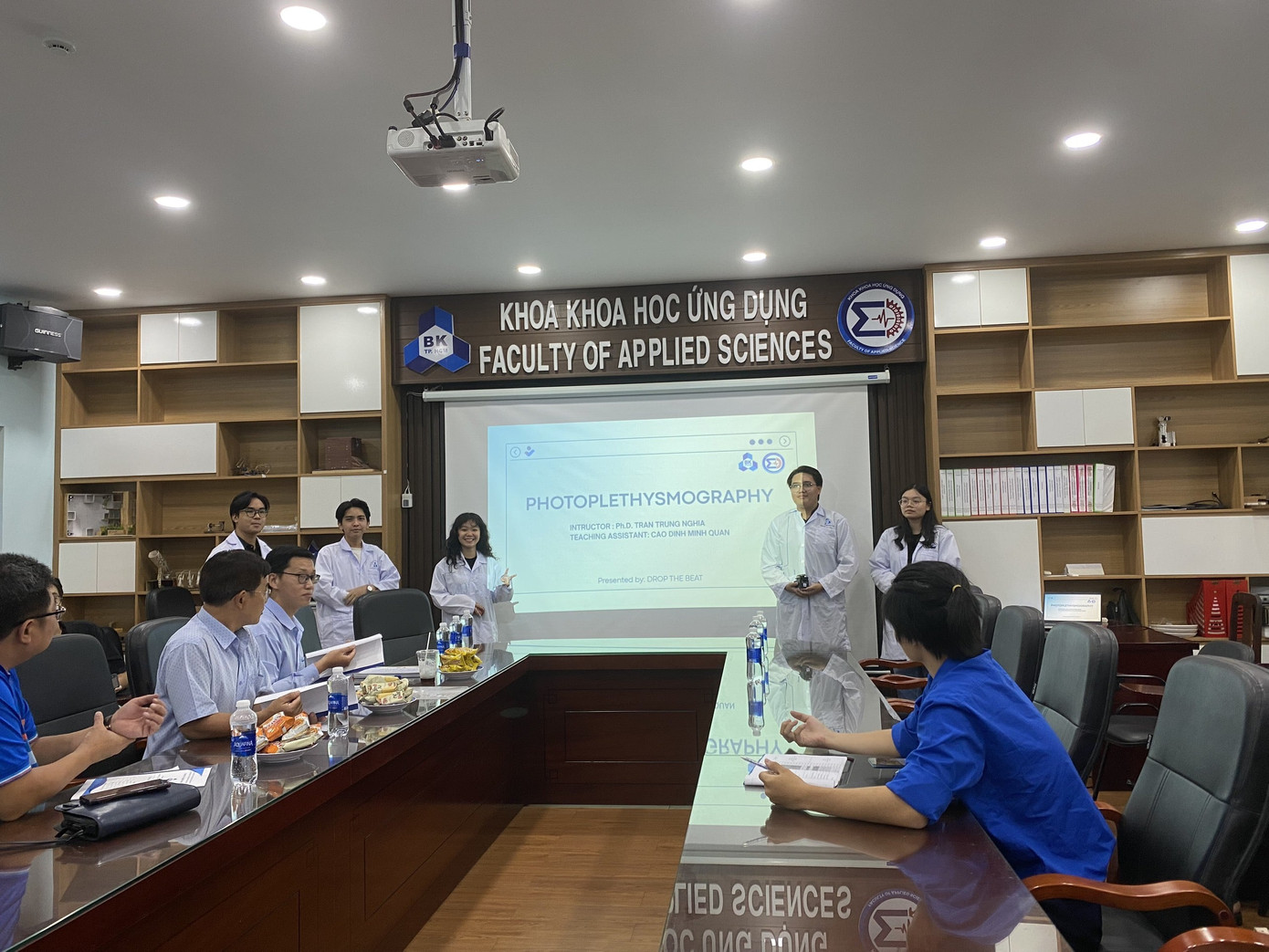 Hải Anh mong muốn có thể ứng dụng những nghiên cứu, thành tựu khoa học kỹ thuật vào thực tiễn để đóng góp cho cộng đồng, xã hội. Hải Anh mong muốn có thể ứng dụng những nghiên cứu, thành tựu khoa học kỹ thuật vào thực tiễn để đóng góp cho cộng đồng, xã hội.