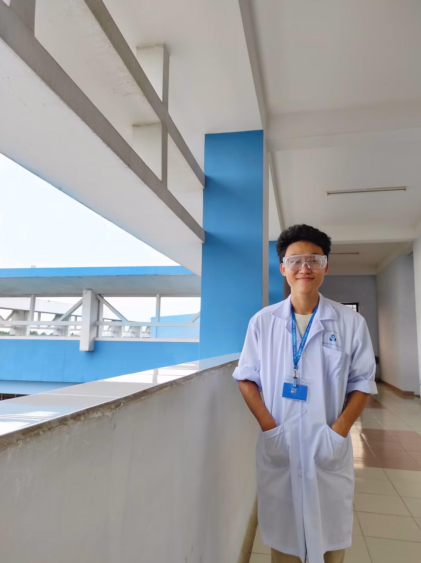 Phan Phạm Đức Minh, sinh viên năm cuối Trường Đại học Bách khoa - Đại học Quốc gia TP.HCM. Phan Phạm Đức Minh, sinh viên năm cuối Trường Đại học Bách khoa - Đại học Quốc gia TP.HCM.