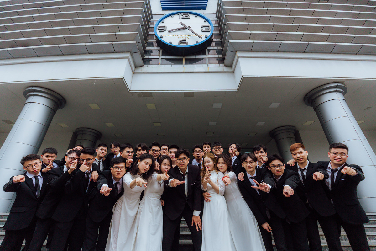 Tập thể lớp Tài năng Điều khiển tự động K64 của Nam.