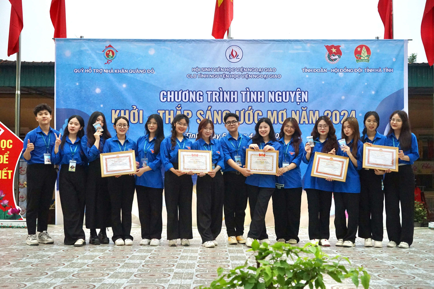 Khởi không đơn thuần là chương trình tình nguyện mà còn là ước mơ cống hiến vì một cộng đồng ‘không ai bị bỏ lại phía sau’.