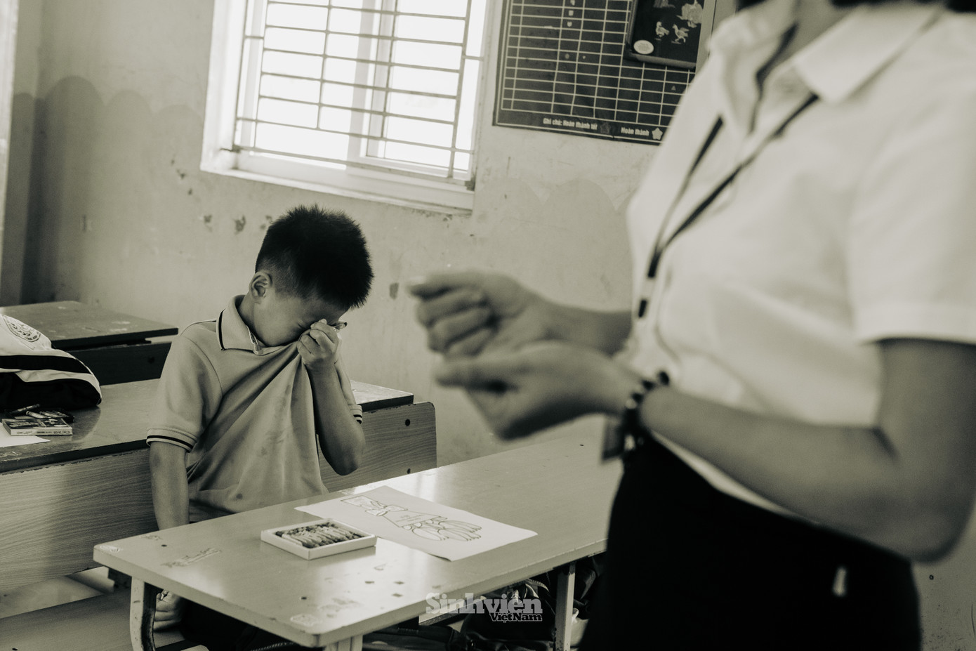 Không yêu trẻ, không yêu nghề thì không làm được. Giáo dục những đứa trẻ đặc biệt là bức tranh thấm đẫm mồ hôi, thậm chí là nước mắt. Đi con đường giáo dục đặc biệt là những người giáo viên bản lĩnh, tận tâm. Không yêu trẻ, không yêu nghề thì không làm được. Giáo dục những đứa trẻ đặc biệt là bức tranh thấm đẫm mồ hôi, thậm chí là nước mắt. Đi con đường giáo dục đặc biệt là những người giáo viên bản lĩnh, tận tâm.