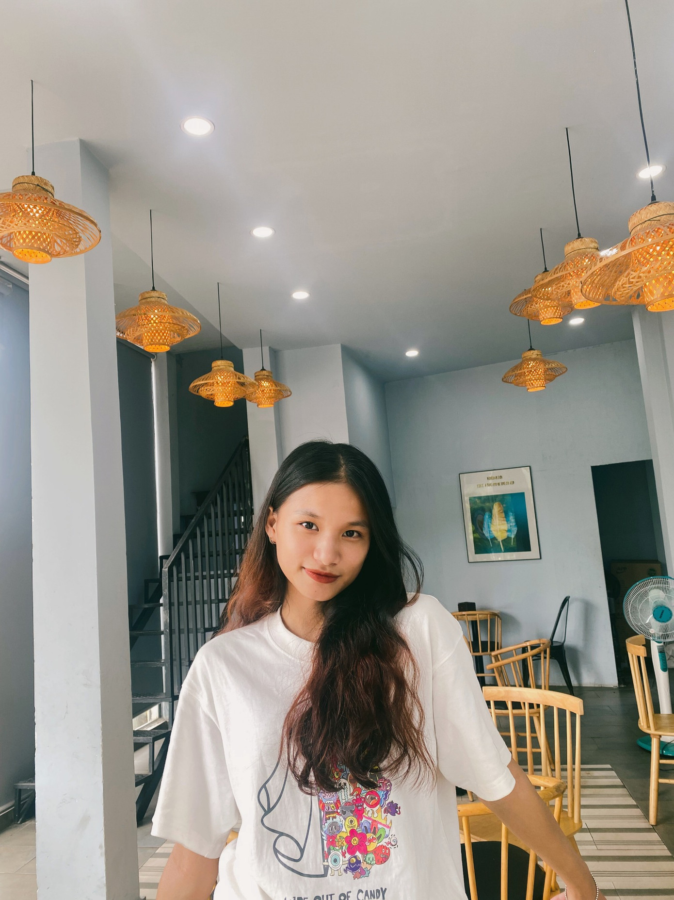 Nguyễn Thị Hằng là sinh viên năm cuối khoa Ngữ Văn, Trường Đại học Sư phạm Hà Nội.