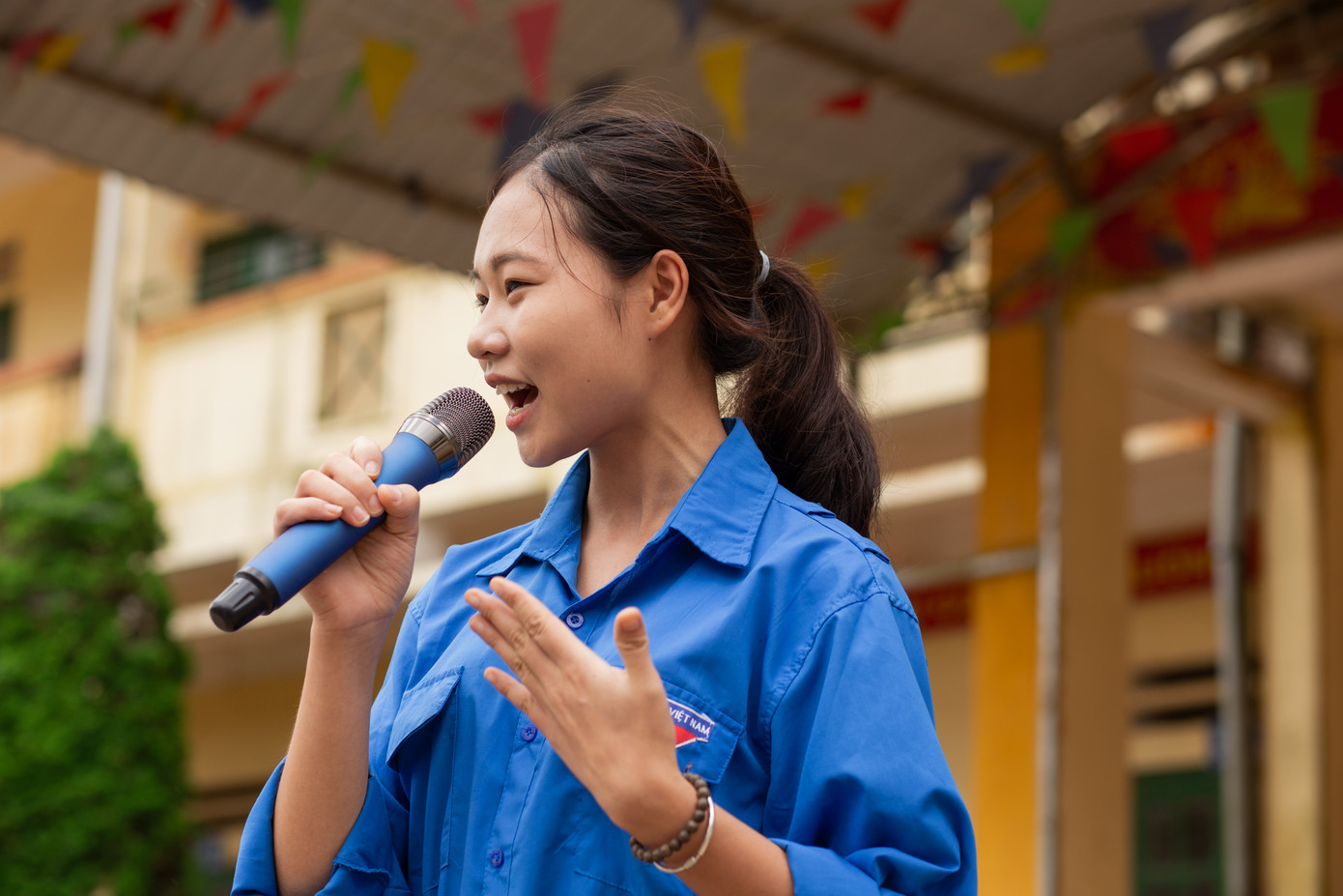 Lưu Hoài rất nhiệt huyết với nhiều hoạt động tình nguyện