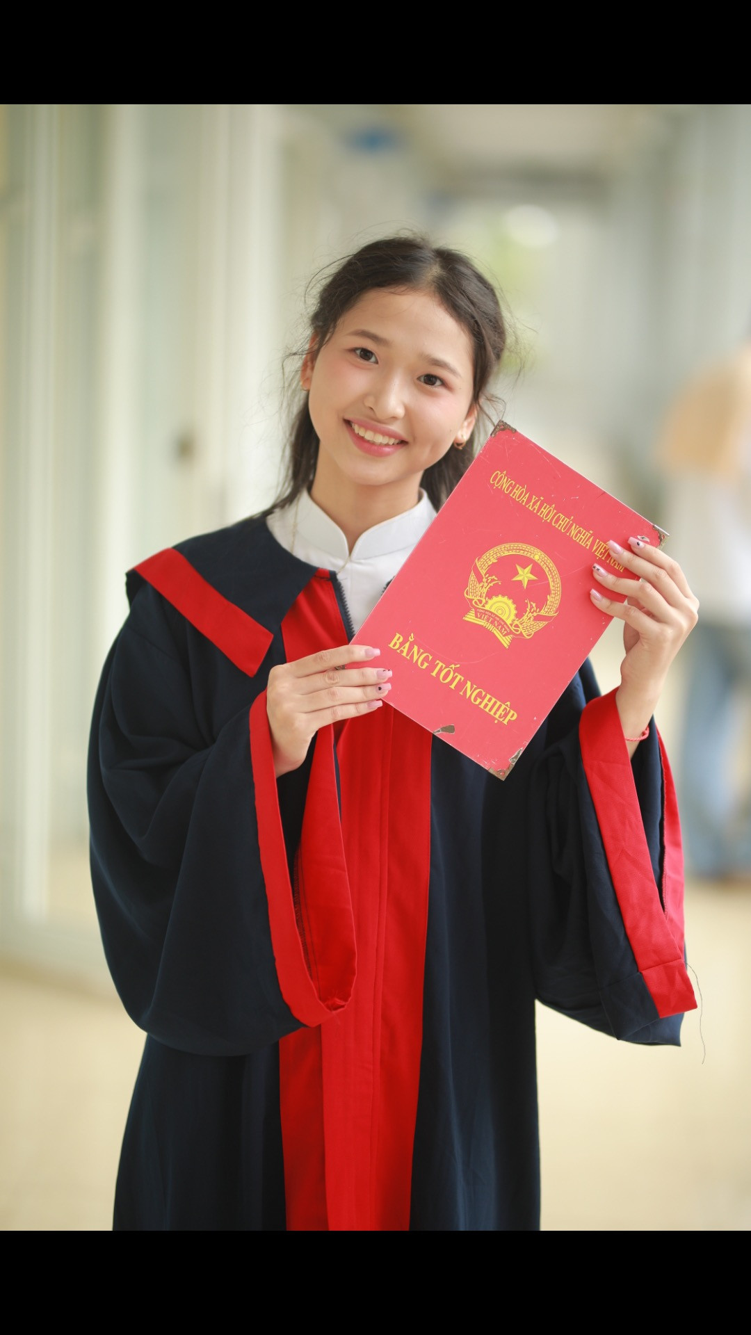 Ngọc Minh rạng rỡ trong ngày tốt nghiệp Ngọc Minh rạng rỡ trong ngày tốt nghiệp