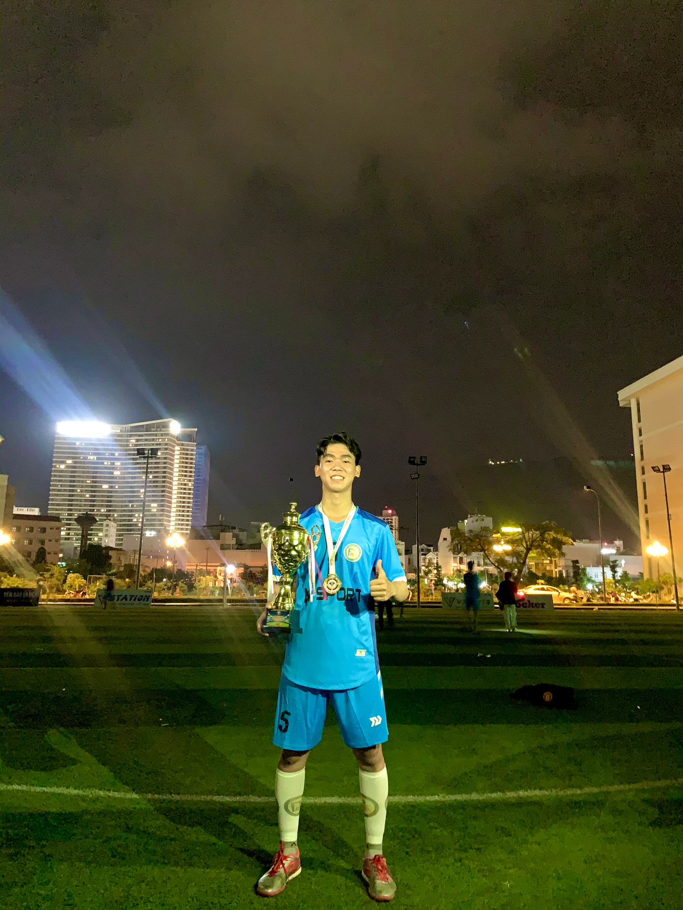 Danh đạt thành tích tốt trong các hoạt động thể thao.