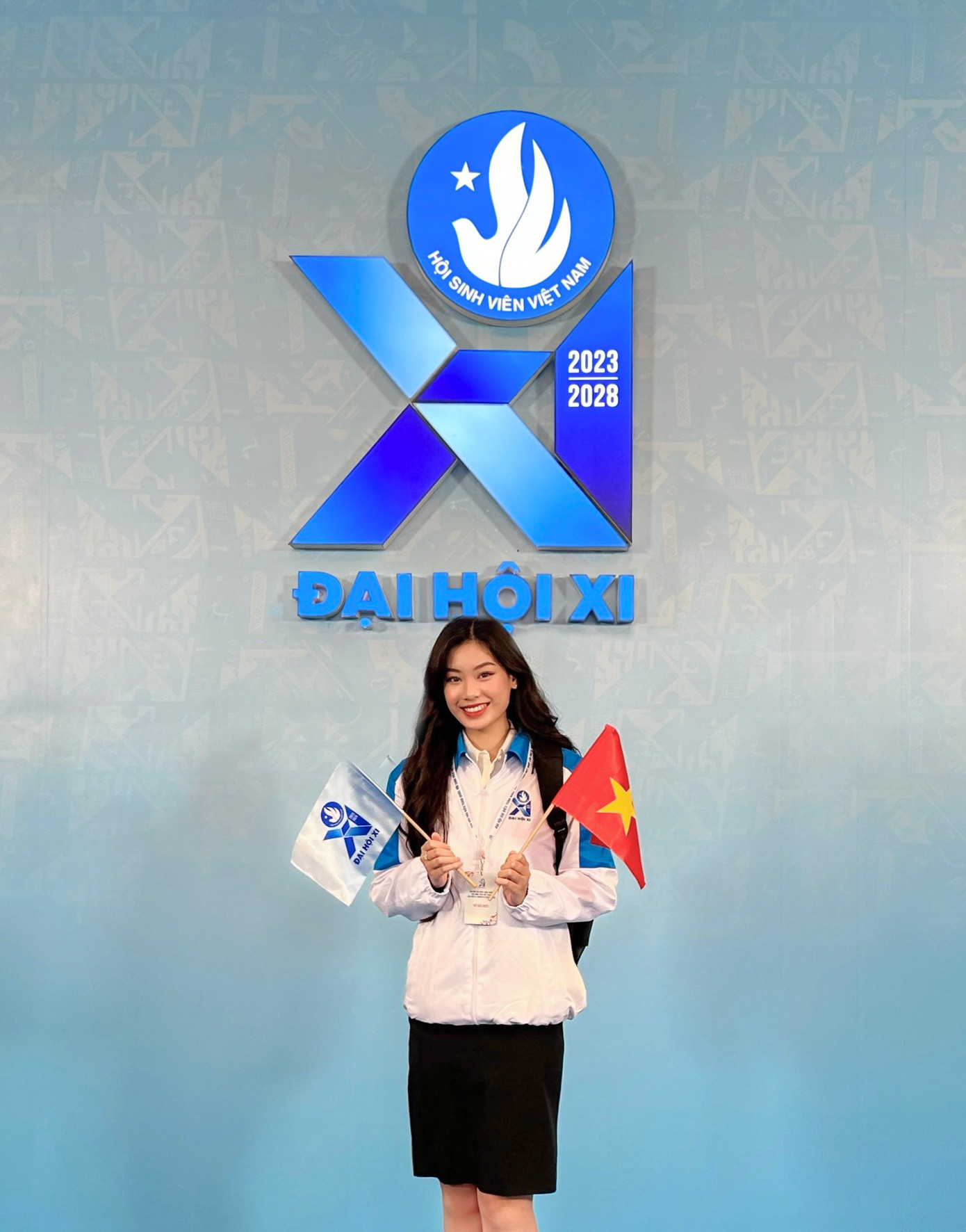 Anh Thy là một trong những đại biểu trẻ tham dự Đại hội đại biểu toàn quốc Hội Sinh viên Việt Nam lần thứ XI. Anh Thy là một trong những đại biểu trẻ tham dự Đại hội đại biểu toàn quốc Hội Sinh viên Việt Nam lần thứ XI.