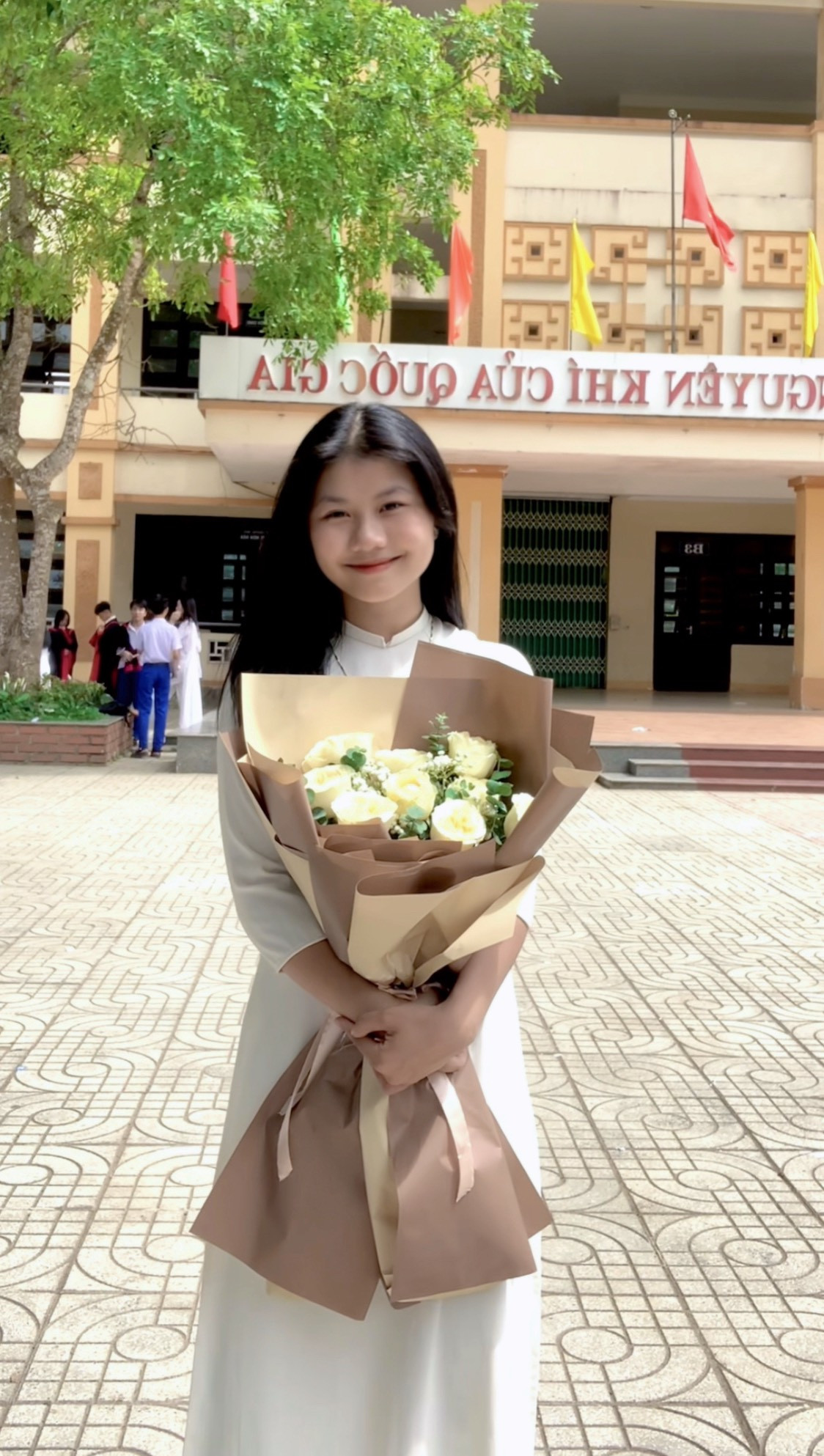 Nguyễn Võ Thảo Nhi (sinh năm 2005) hiện đang theo học tại trường Đại học Sư phạm Hà Nội. Nguyễn Võ Thảo Nhi (sinh năm 2005) hiện đang theo học tại trường Đại học Sư phạm Hà Nội.