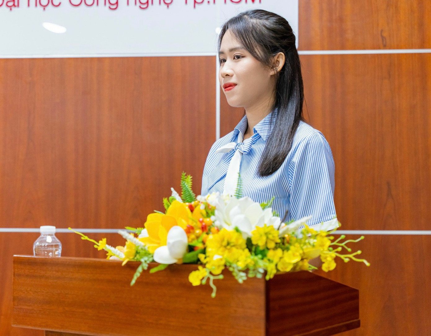 Phương Thảo tự tin hơn trước đám đông, trở nên năng động và sáng tạo khi trở thành MC tại các sự kiện, chương trình của khoa, trường.