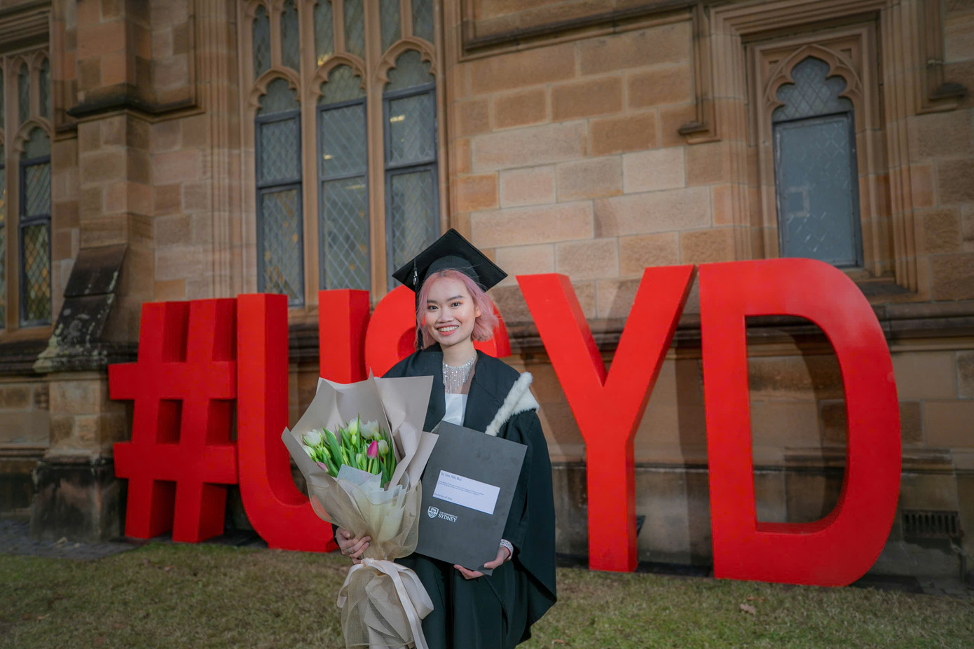 Yến Nhi đã tốt nghiệp loại Giỏi chuyên ngành Văn hoá Kỹ thuật số (Bachelor of Arts, major in Digital Cultures) năm 2023.