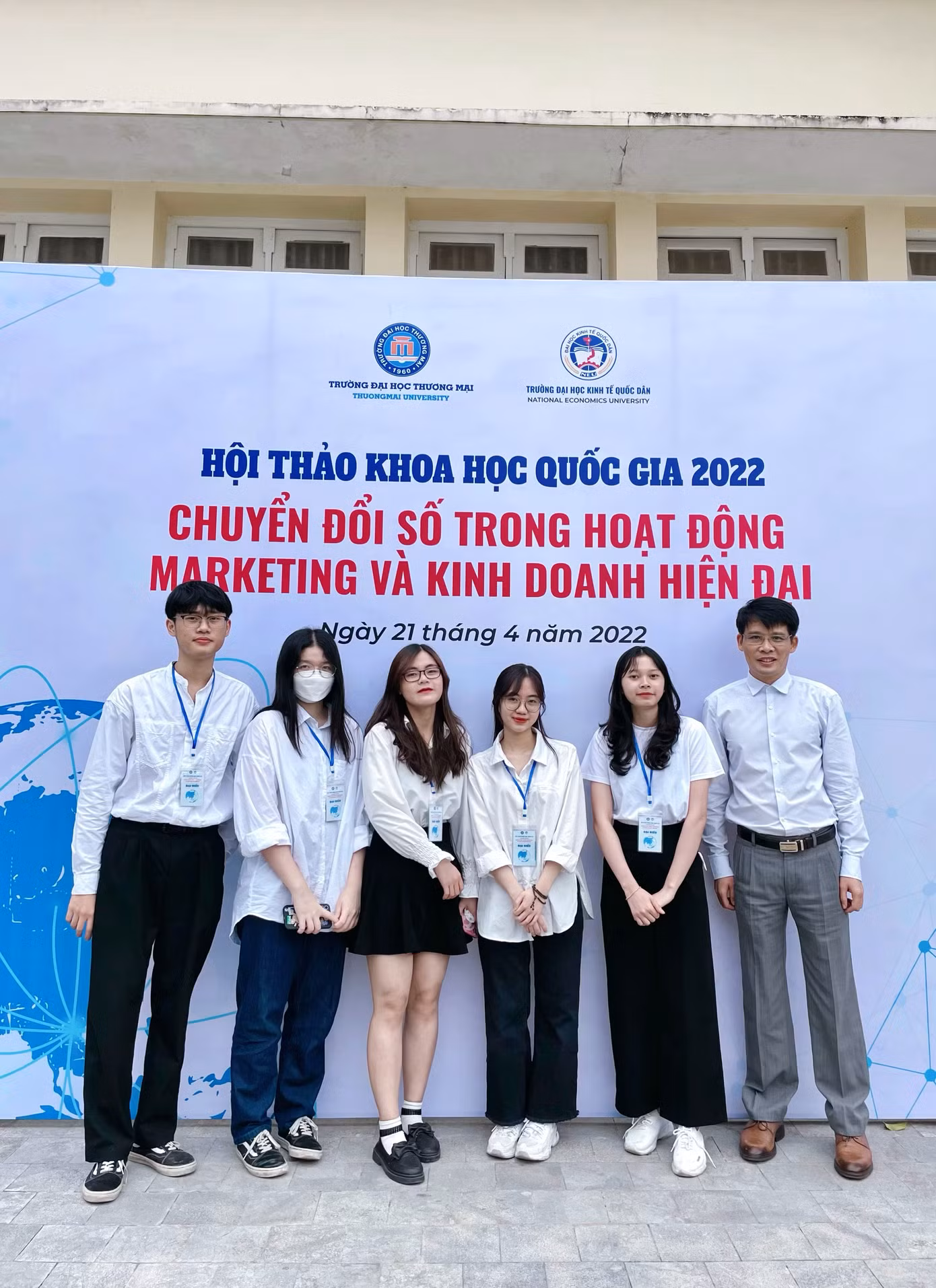 Vân Hạnh tích cực tham gia Hội thảo khoa học Quốc gia.