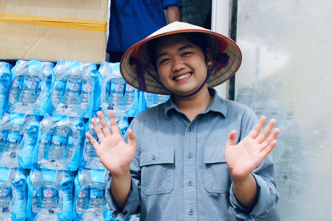 Đinh Chí Hào - Chàng trai trẻ với hành trình dũng cảm cứu trợ bà con tại nhiều tỉnh, thành bị ảnh hưởng do cơn bão Yagi.