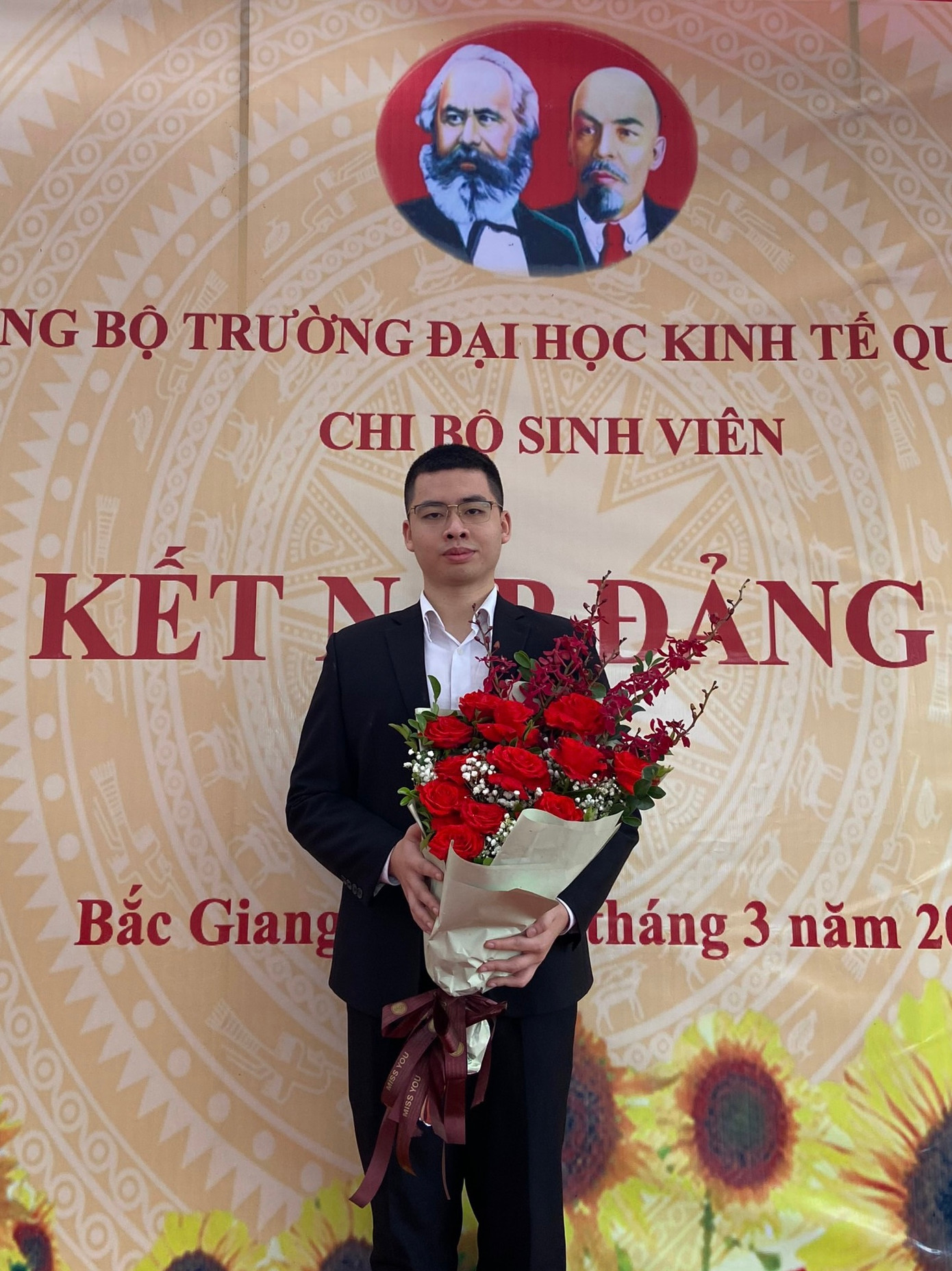 Hải luôn tâm niệm được đóng góp một phần công sức cho cộng đồng.