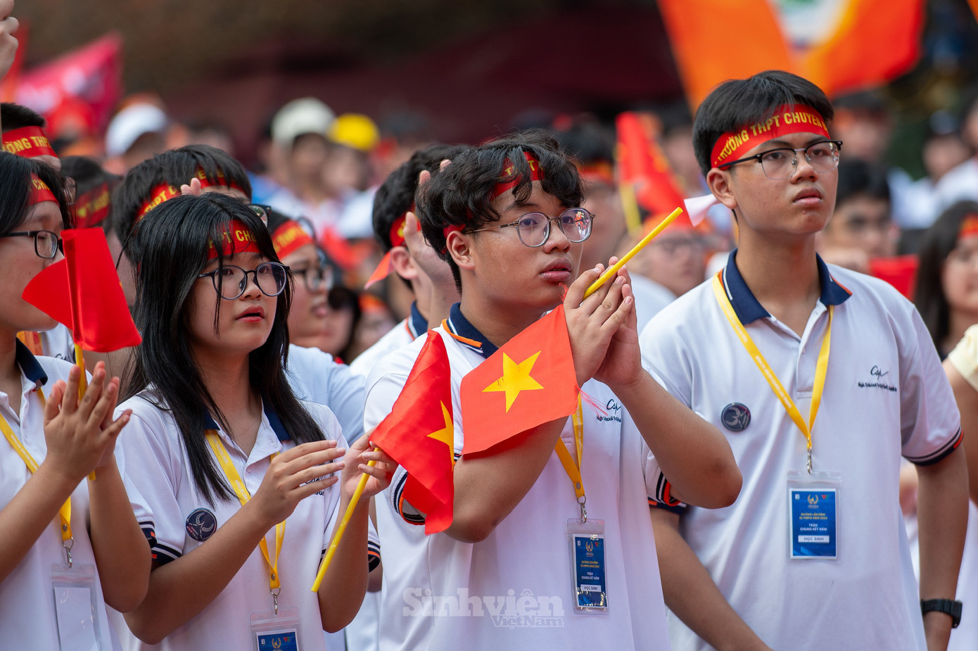 Phút giây 'nín thở' chờ đợi Nguyên Phú giành quyền trả lời câu hỏi cuối cùng.