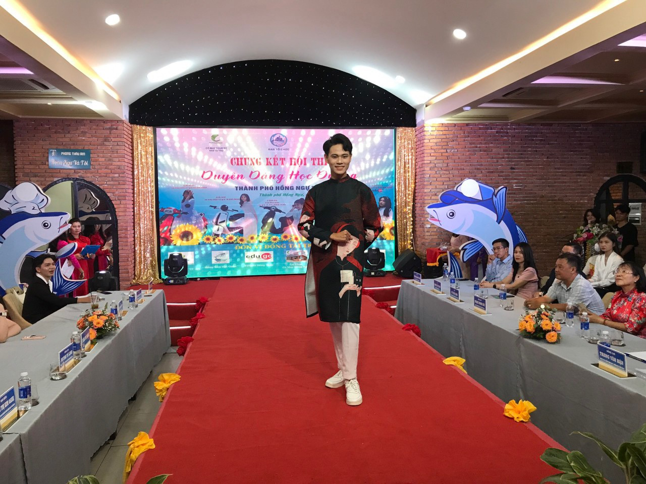 Trí Hiếu lọt top 20 tại Hội thi “Duyên dáng học đường Thành phố Hồng Ngự” năm 2023. Trí Hiếu lọt top 20 tại Hội thi “Duyên dáng học đường Thành phố Hồng Ngự” năm 2023.