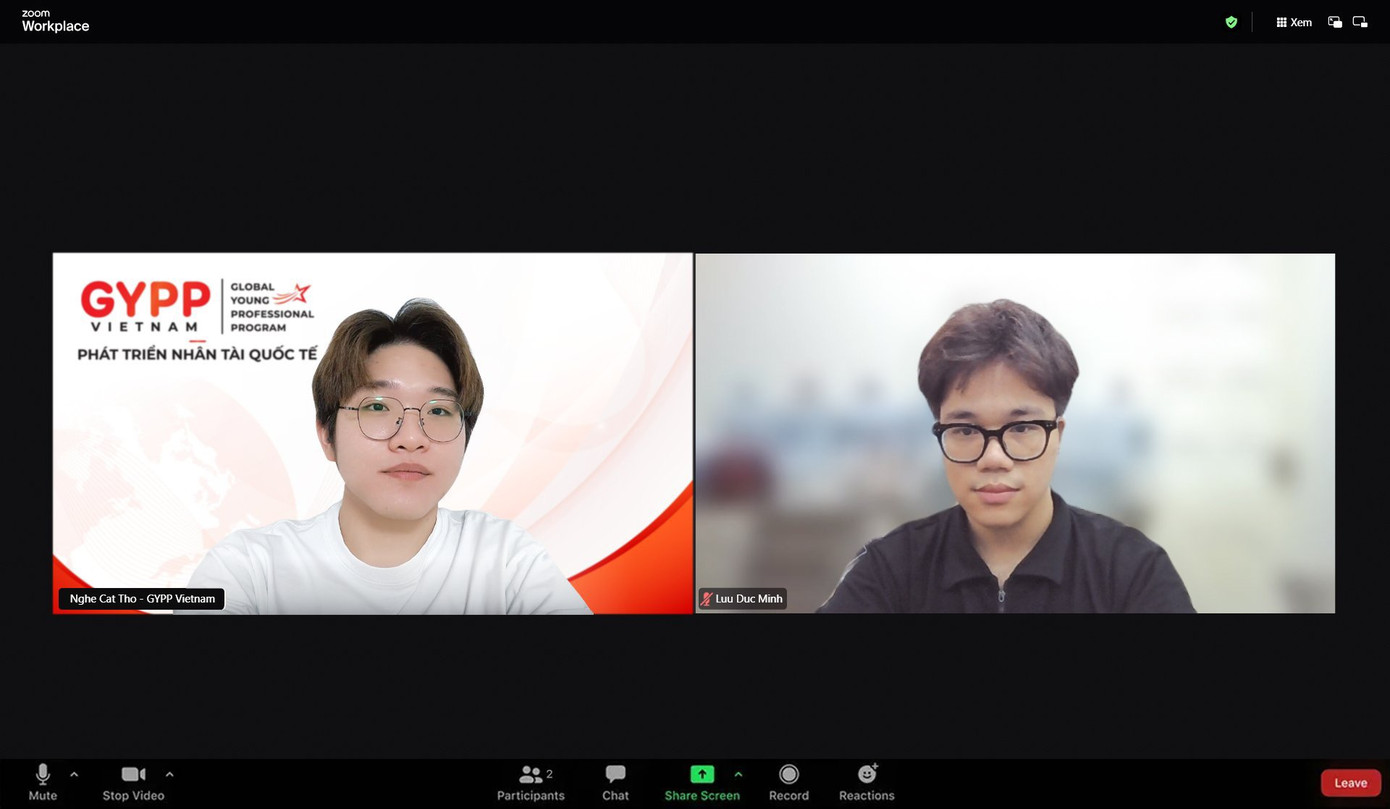 Mentor Nghê Cát Thọ trao đổi 1:1 với học sinh thông qua nền tảng trực tuyến.