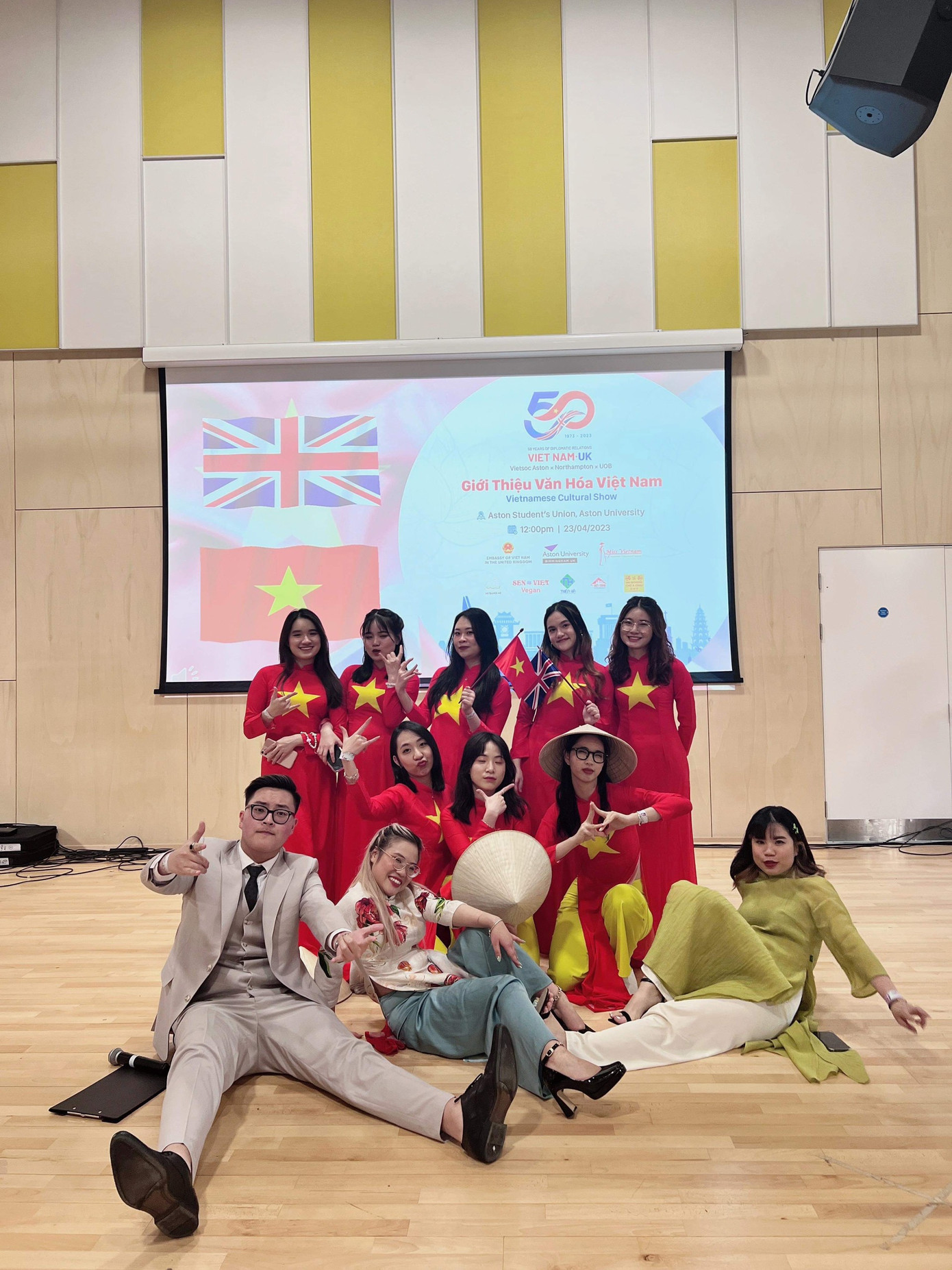 Nhân là MC trong chương trình Kỷ niệm 50 năm thiết lập Quan hệ ngoại giao Việt Nam - Vương Quốc Anh tại Birmingham, năm 2023.