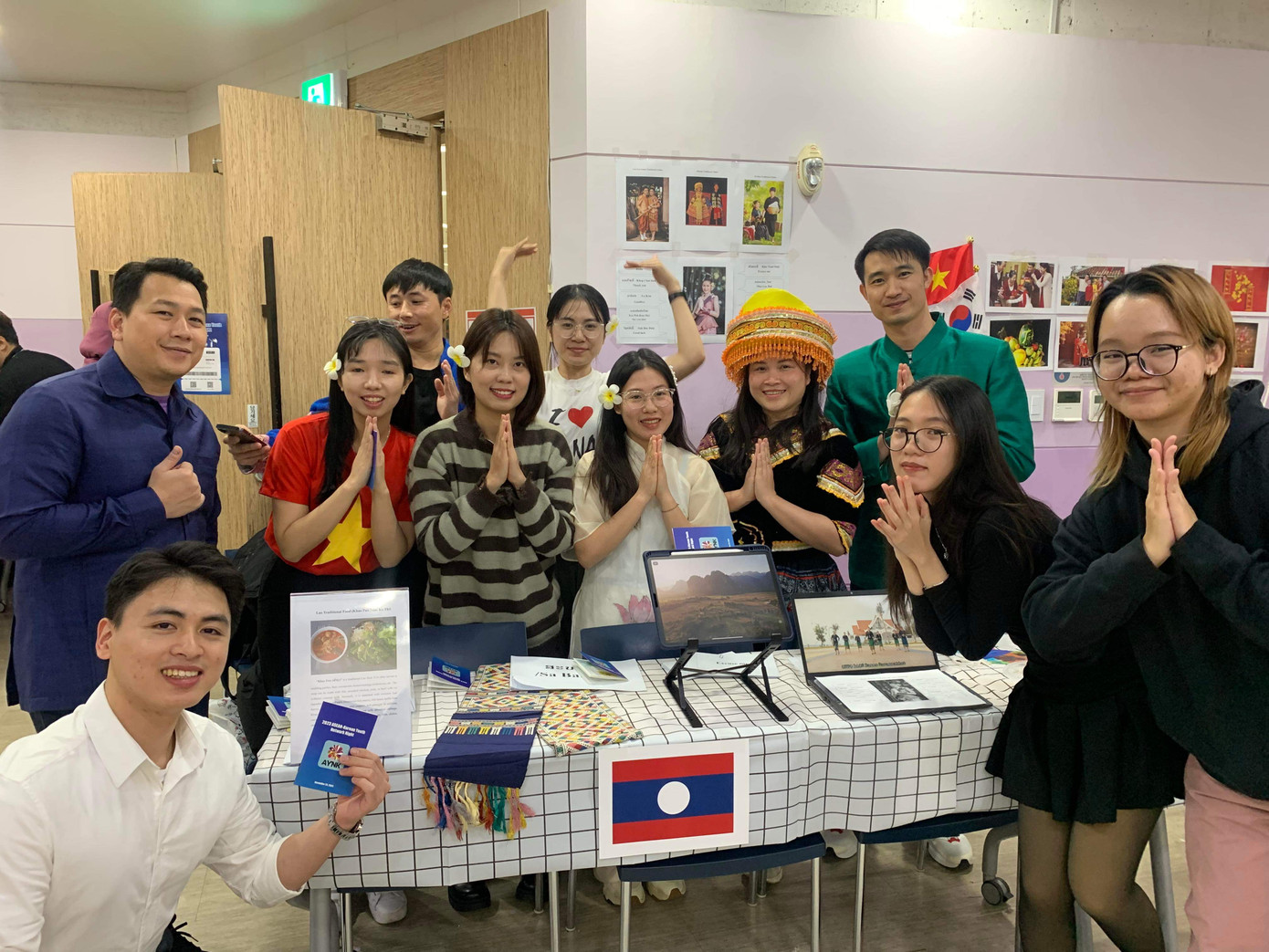 Hải My tham gia Ngày hội văn hoá với Mạng lưới thanh niên Đông Nam Á.