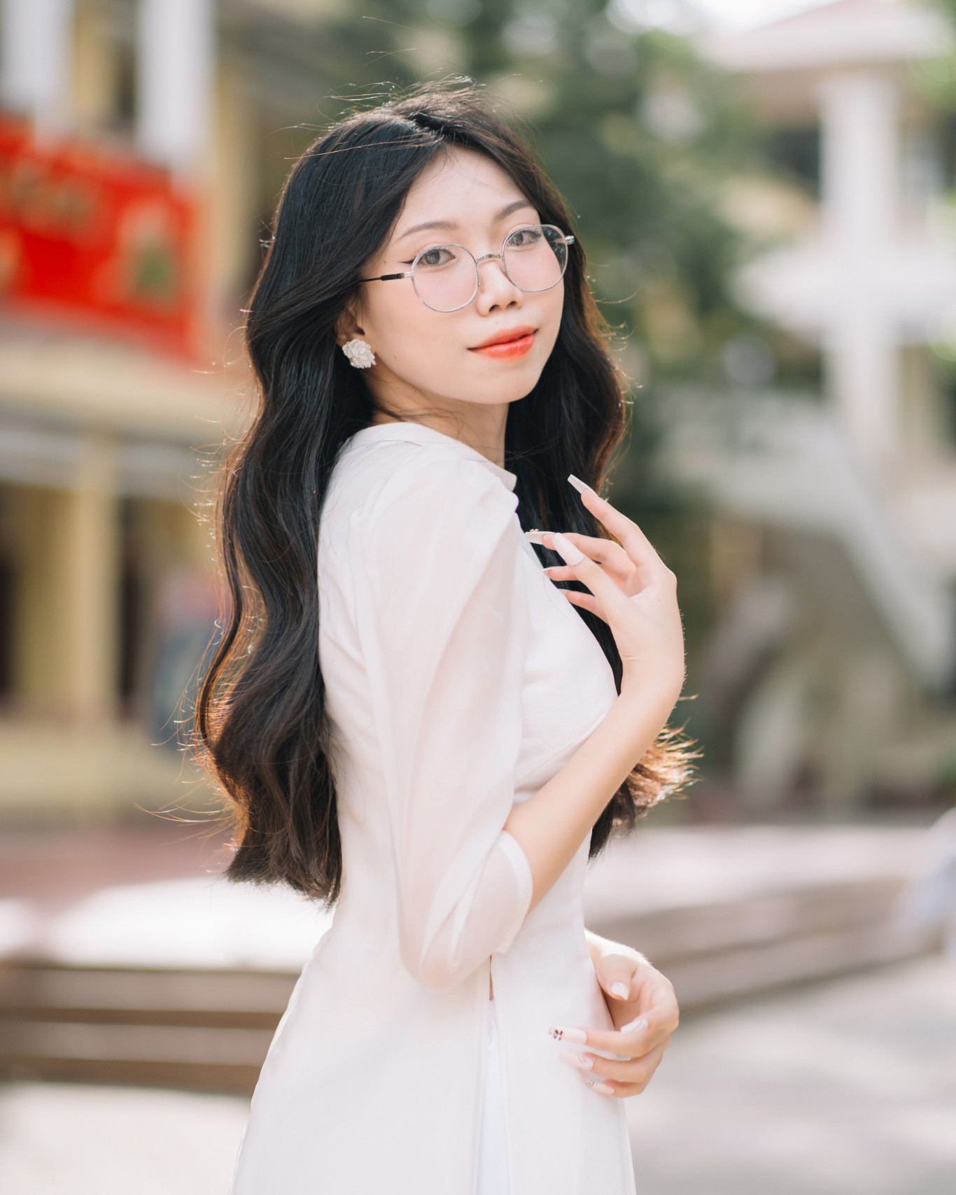 Bạn Tô Thị Diệu, học sinh lớp 12D1, trường THPT Quảng Xương 4, huyện Quảng Xương, tỉnh Thanh Hoá là 1 trong 19 thủ khoa khối C00 toàn quốc.