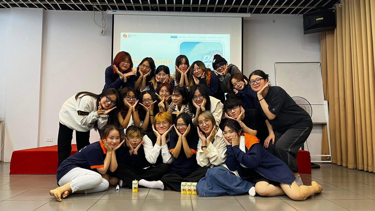 Sinh viên CLB Marketing Trường Đại học Ngoại thương khởi động chiến dịch hỗ trợ các cộng đồng sáng lập bởi người trẻ.