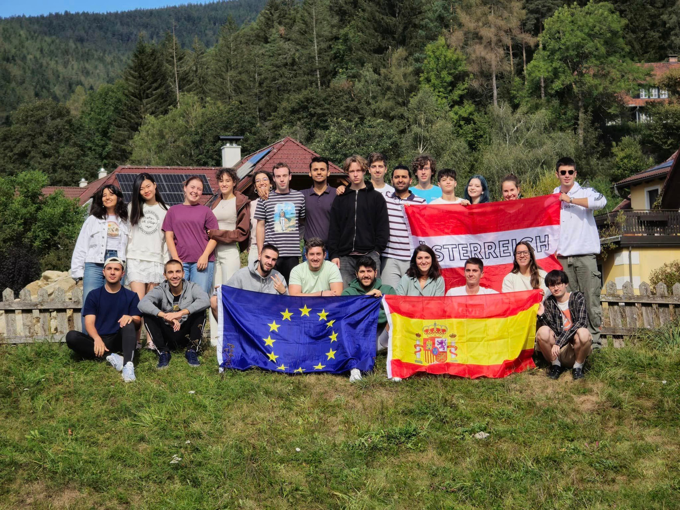 Diệu Linh tại khóa đào tạo “EmpowerED” của Erasmus+ tại Rettenegg, Áo.