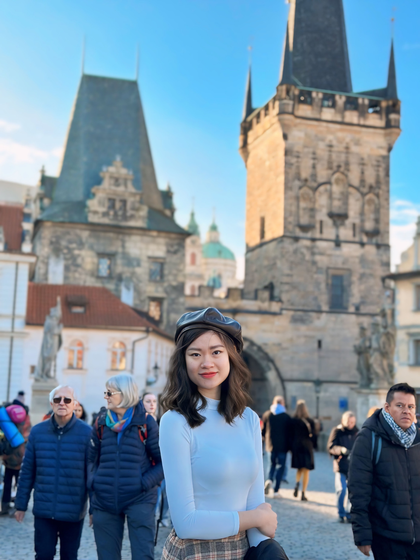 Diệu Linh đang là cố vấn chuyên môn cho câu lạc bộ du học Trường Đại học Kinh tế Quốc dân.