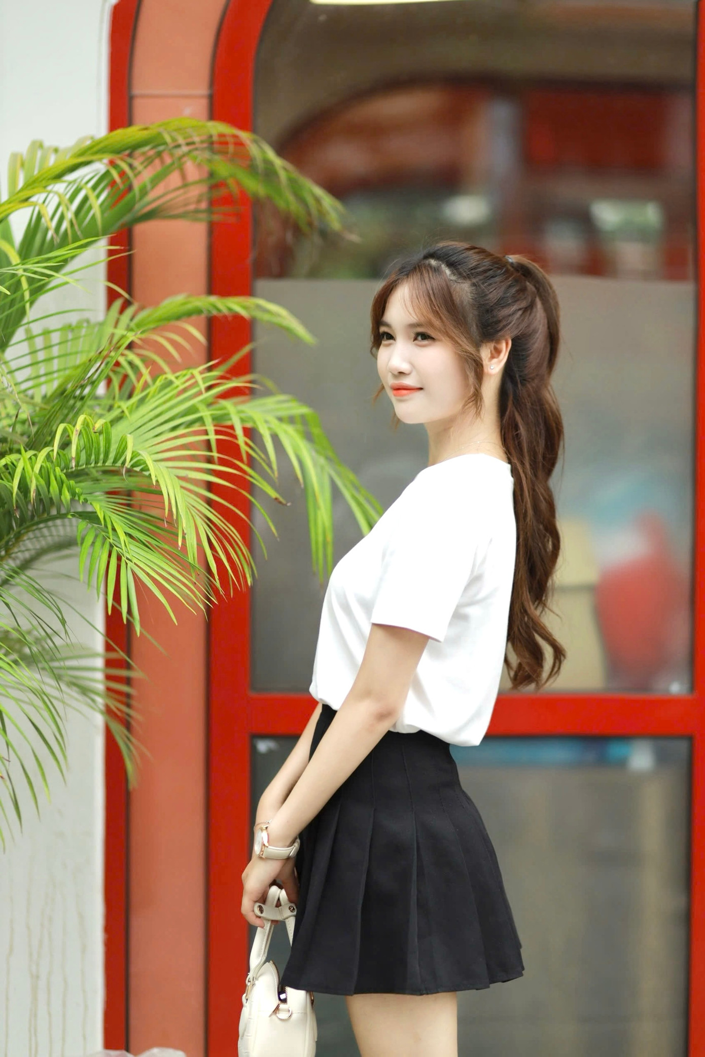 Chân dung nữ sinh Học Viện Ngoại giao tài năng, xinh đẹp. Chân dung nữ sinh Học Viện Ngoại giao tài năng, xinh đẹp.