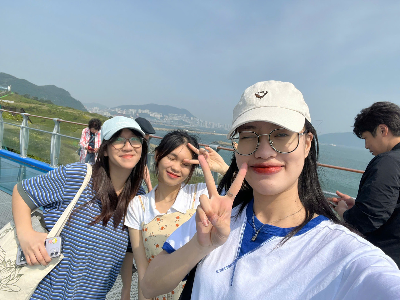 Thiên Hương tham gia chương trình học trao đổi tại Đại học Yonsei, Hàn Quốc.