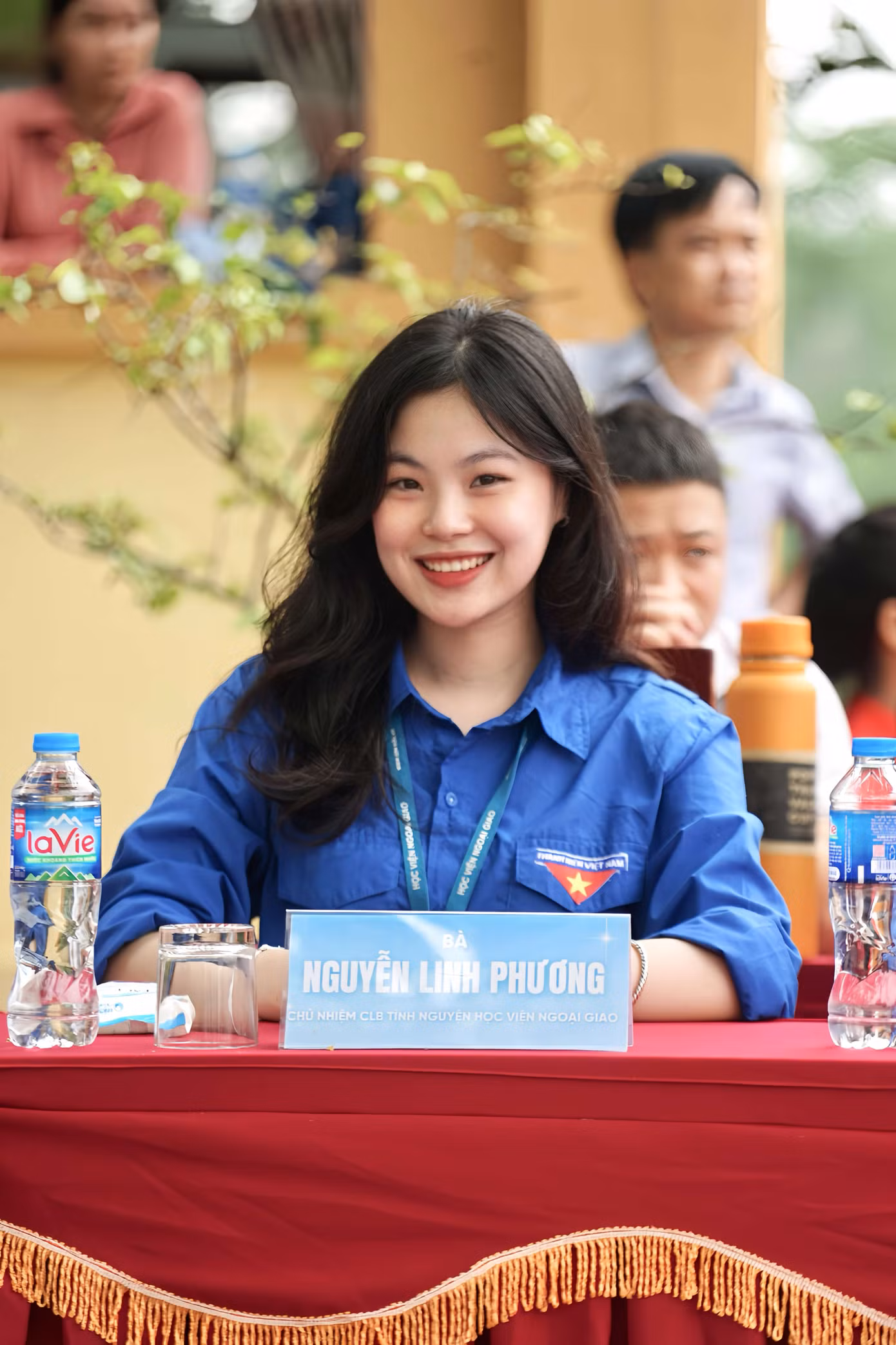 Nguyễn Linh Phương hiện đang là sinh viên năm tư ngành Kinh tế quốc tế, Học viện Ngoại giao. Nguyễn Linh Phương hiện đang là sinh viên năm tư ngành Kinh tế quốc tế, Học viện Ngoại giao.