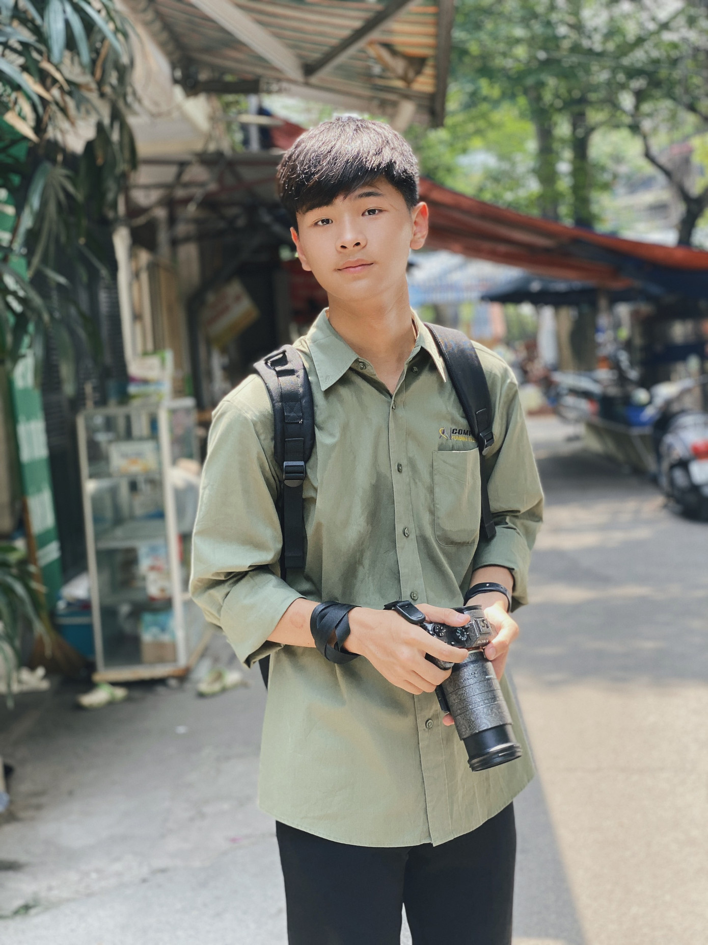 Ngoài việc học tập trên giảng đường, Duy Luận tích cực tham gia Câu lạc bộ Truyền thông PMI DNU.