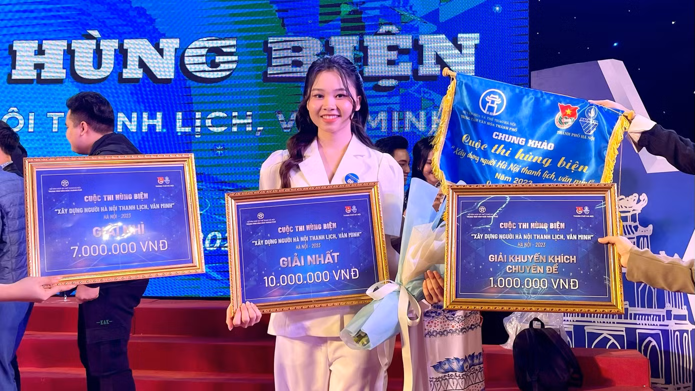 Phương Hoa đạt được Giải Nhất Cuộc thi Hùng biện “Xây dựng người Hà Nội thanh lịch, văn minh 2023”.