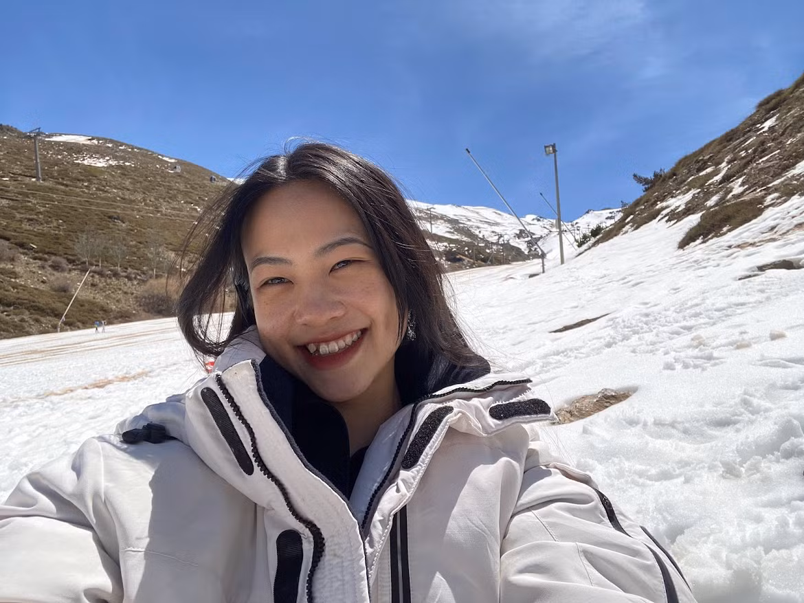 Du lịch tại núi tuyết Sierra Nevada - Granada. Du lịch tại núi tuyết Sierra Nevada - Granada.