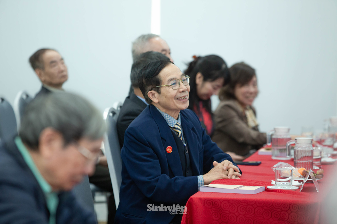 Các nguyên lãnh đạo, cán bộ, cựu sinh viên Học viện tham dự buổi lễ.