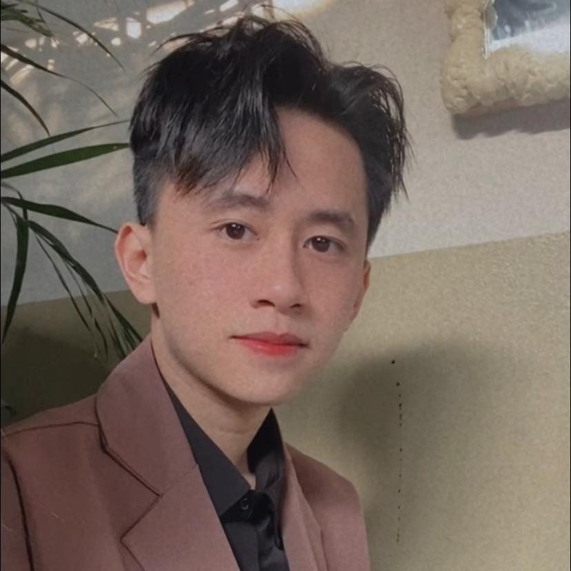 Nam sinh quyết tâm tìm hiểu và bồi dưỡng kiến thức ngành Báo chí. Nam sinh quyết tâm tìm hiểu và bồi dưỡng kiến thức ngành Báo chí.