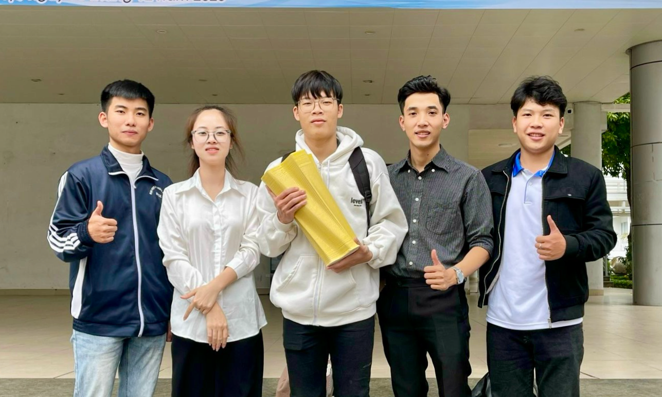 5 thành viên nhóm Dream Executor.