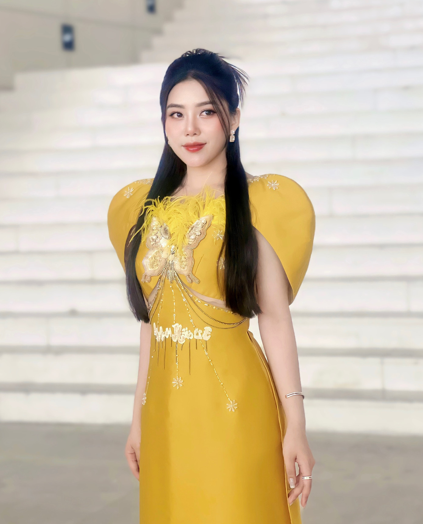 MC Anh Thư luôn đề cao ngọn lửa đam mê với nghề. MC Anh Thư luôn đề cao ngọn lửa đam mê với nghề.
