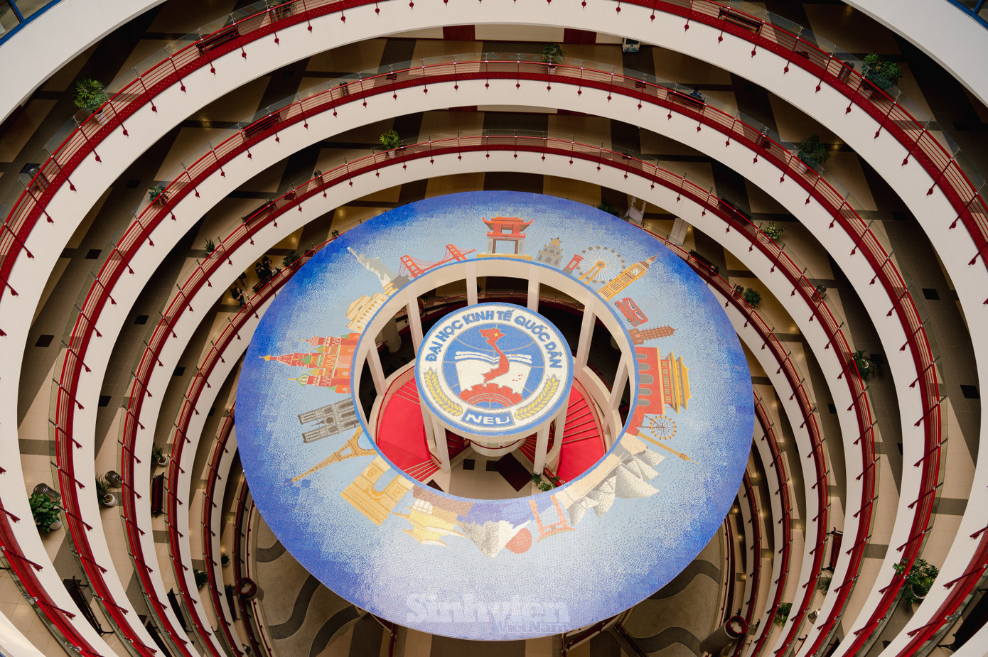 Choáng ngợp với kiến trúc và không gian bên trong Toà A2 - "toà nhà thế kỷ".