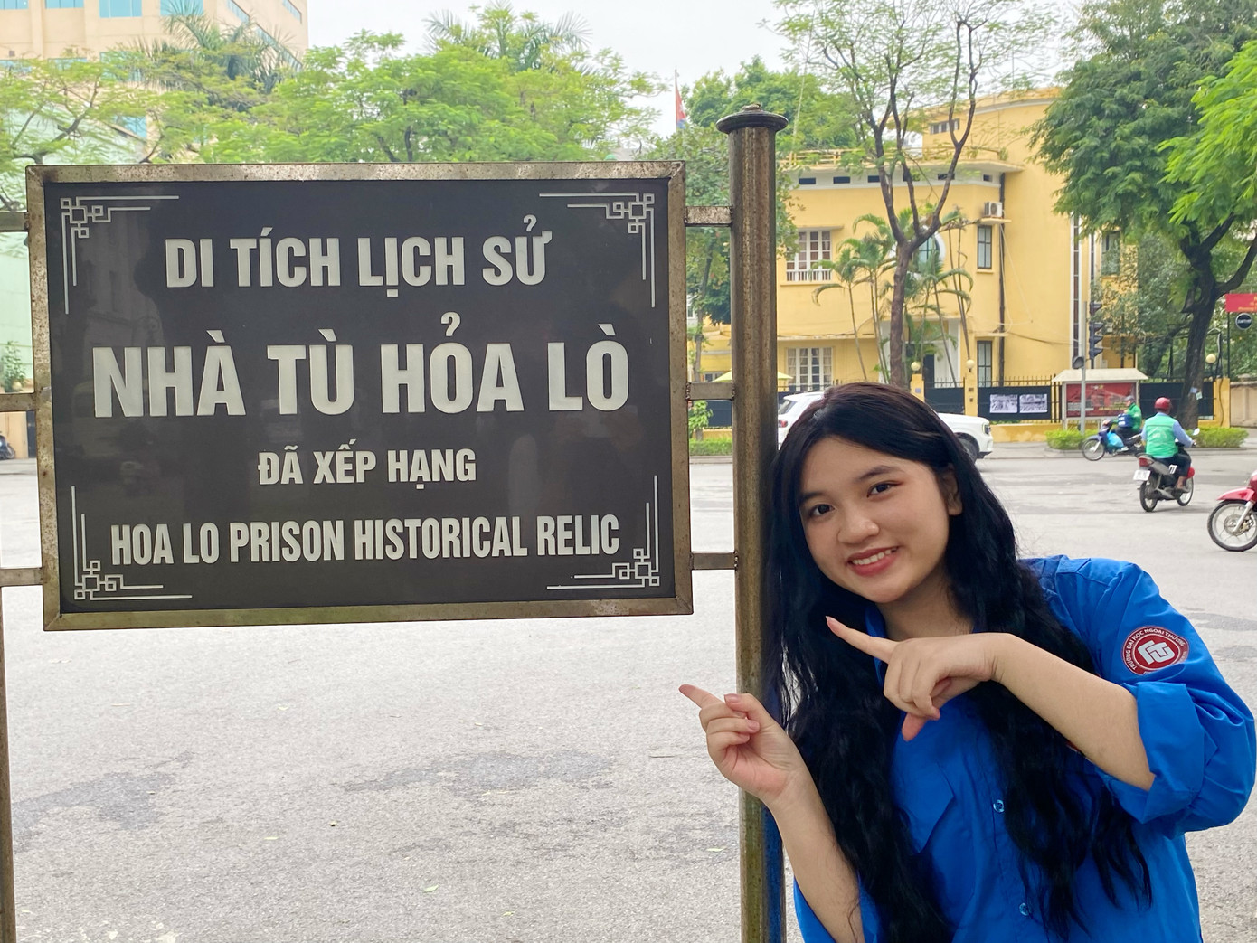 Minh Anh dự thi với video tuyên truyền song ngữ về di tích Nhà tù Hỏa Lò.