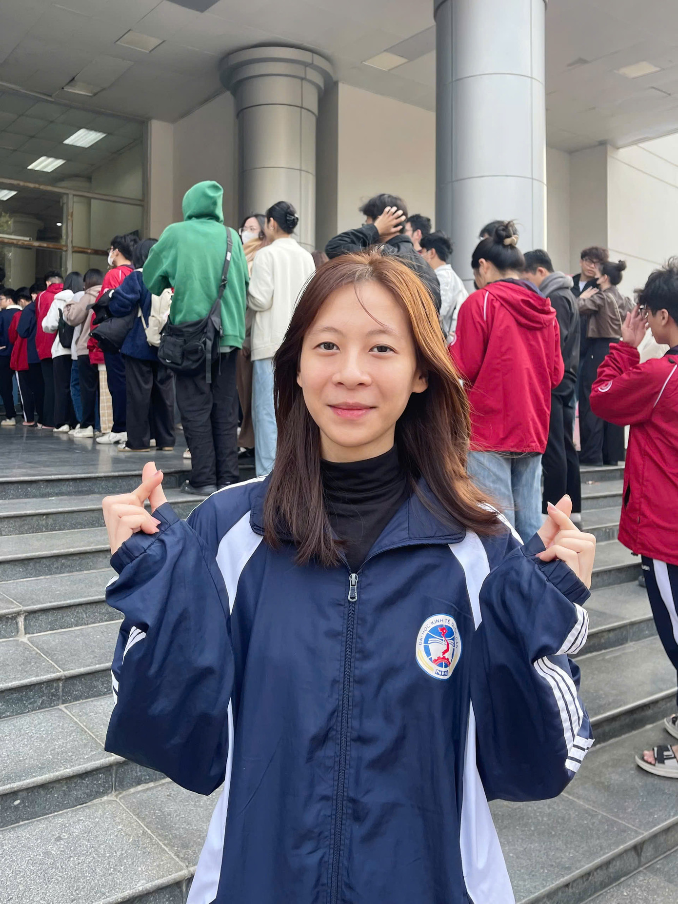 Bùi Thị Thanh Tâm đem đến nụ cười nhân ái của thế hệ trẻ. Bùi Thị Thanh Tâm đem đến nụ cười nhân ái của thế hệ trẻ.