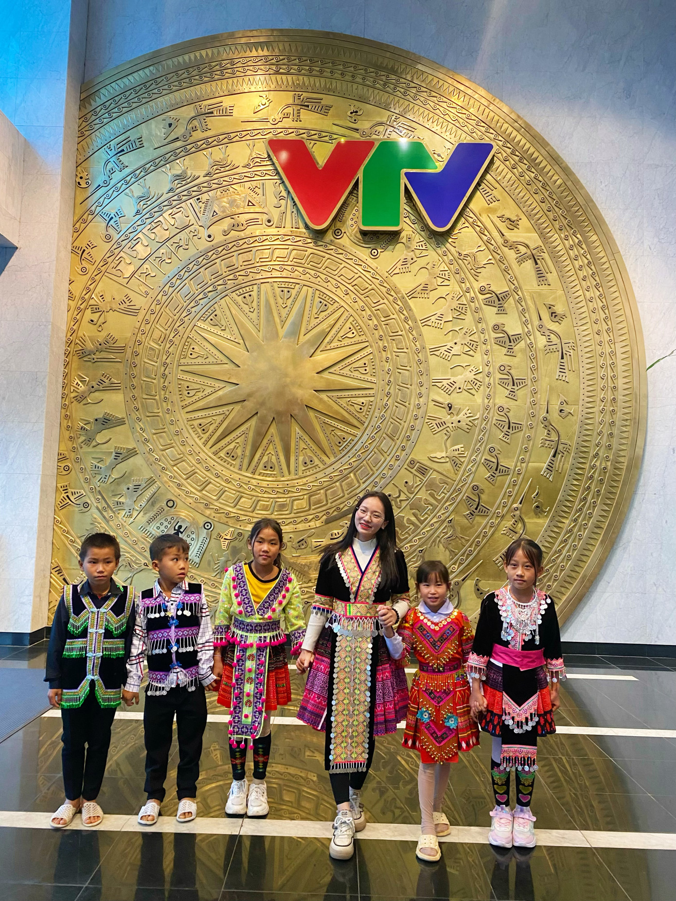 Hương Giang hy vọng sẽ tạo động lực và cơ hội để các bạn học sinh, sinh viên phát triển bản thân, hướng tới tương lai tốt đẹp hơn.