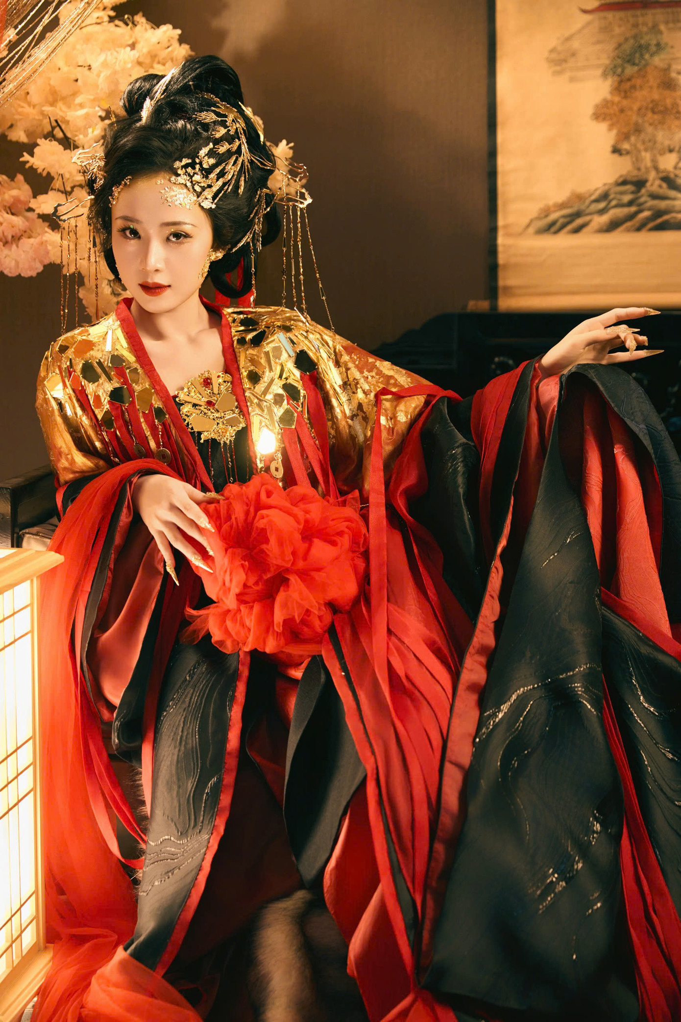 Phương Linh hiện là giảng viên đào tạo người mẫu và múa cổ điển Trung Hoa, là nguồn cảm hứng cho nhiều thế hệ trẻ yêu nghệ thuật.