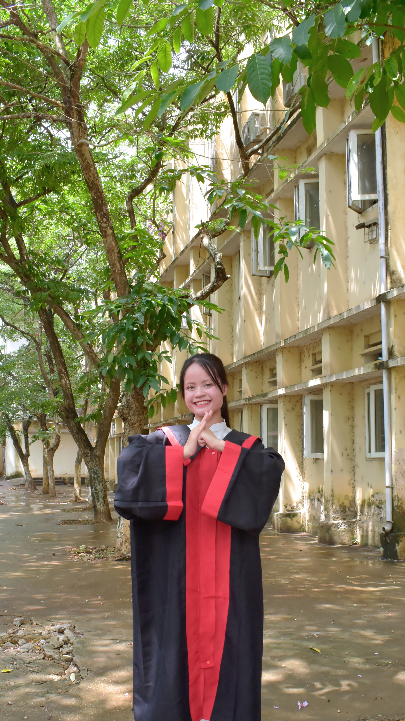 Hải Yến tại ngôi trường cấp 3 Chương Mỹ A.