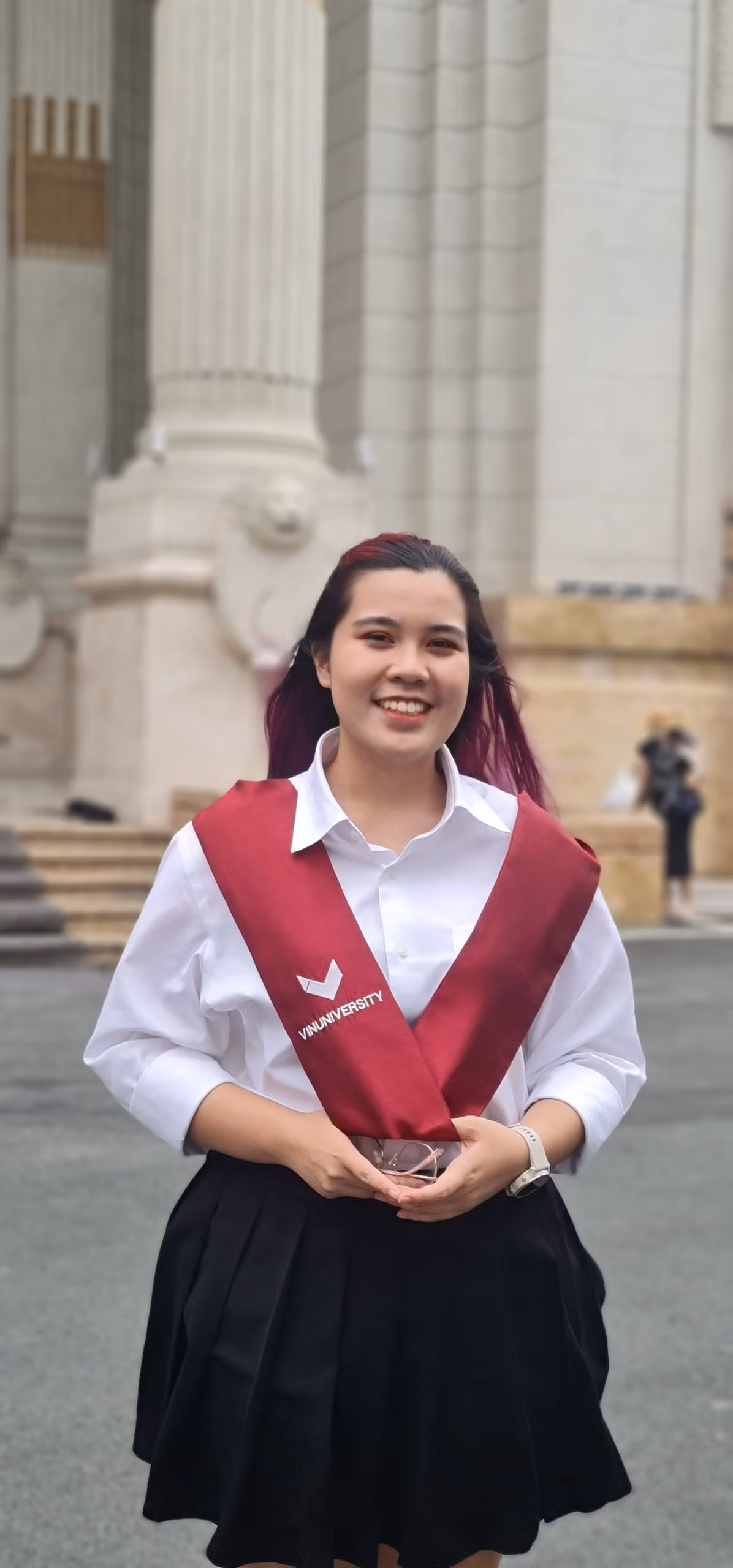 Chử Hà Linh (sinh năm 2003) đang theo học ngành Kỹ thuật điện tại trường Đại học VinUni.