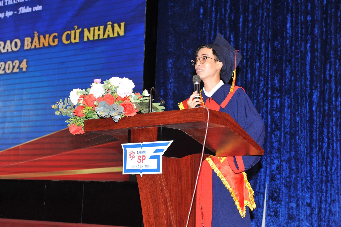 Trần Ka Ni - thủ khoa ngành Sư phạm Lịch sử, Trường Đại học Sư phạm TP. HCM.