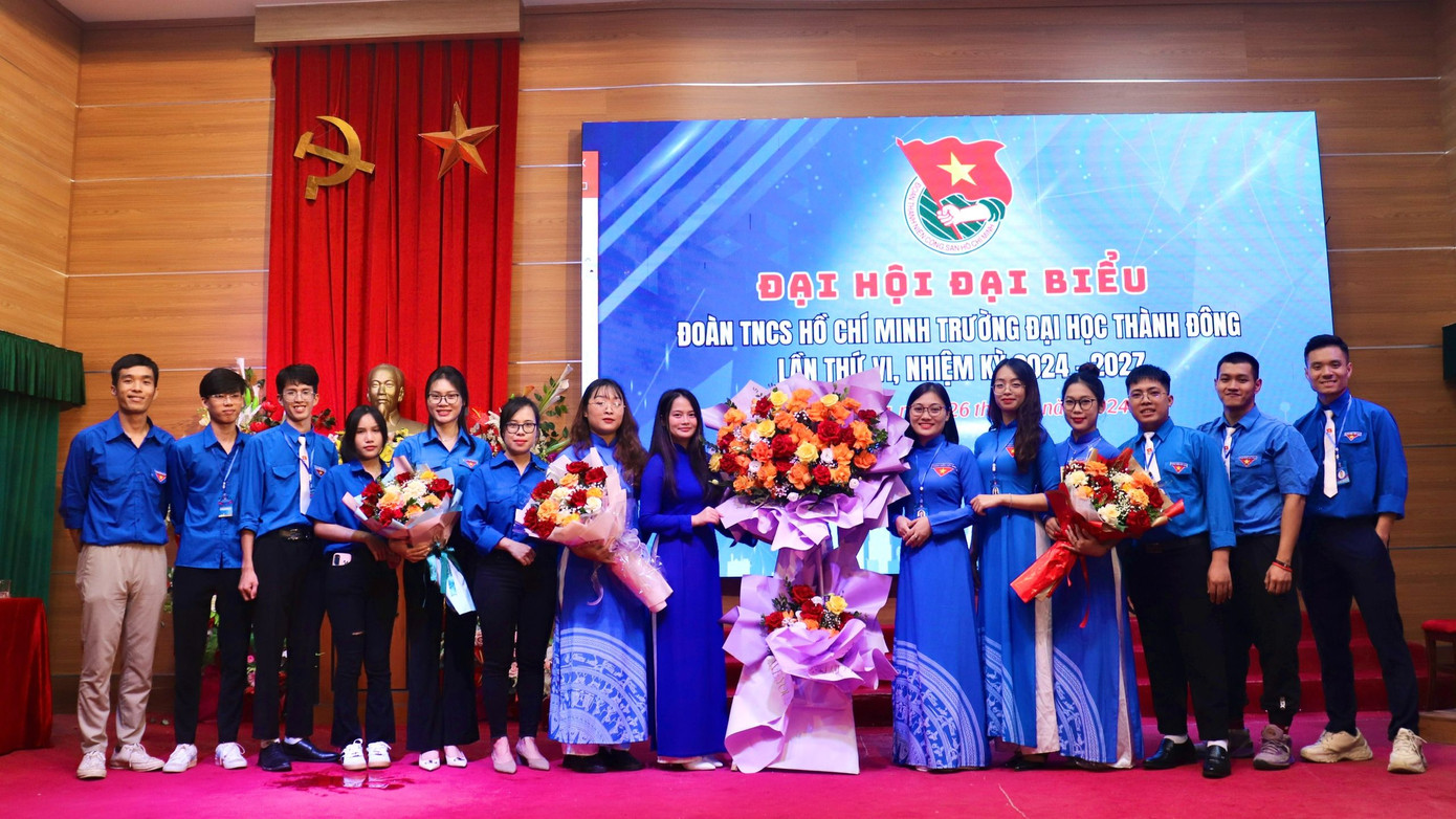 Ban Chấp hành Đoàn TNCS Hồ Chí Minh Trường Đại học Thành Đông nhiệm kỳ 2024 - 2027 ra mắt Đại hội. Ban Chấp hành Đoàn TNCS Hồ Chí Minh Trường Đại học Thành Đông nhiệm kỳ 2024 - 2027 ra mắt Đại hội.